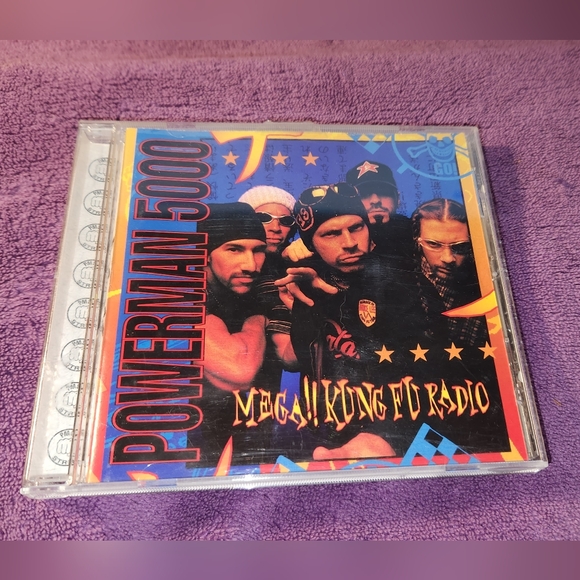 Powerman 5000 cd Mega!! Kung Fu Radio - Picture 1 of 5